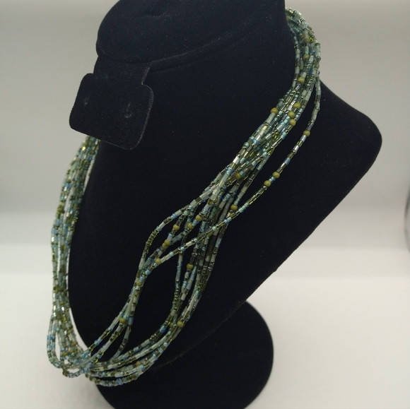 Green & Blue Multi 10 Strand Seed Bead 9" Costume Necklace - Picture 6 of 8